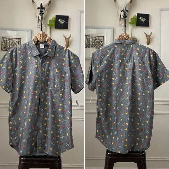 NWT Hot Topic Marvel Deadpool Taco Party Woven Short Sleeve Button-Up Shirt XL - Picture 3 of 8